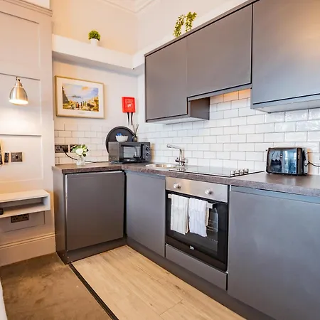 With Scenic Marina Views - Sleeps 3